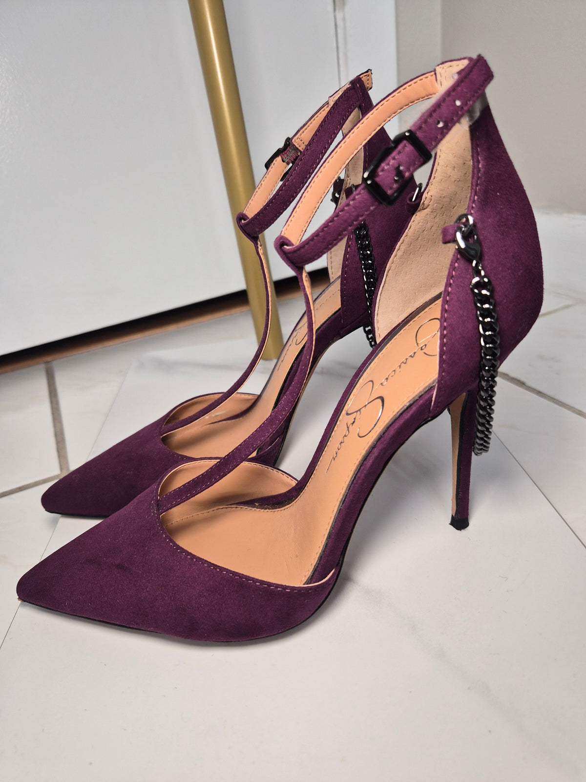 Jessica Simpson Wintelle Suede T-Strap Pumps — Size 7.5