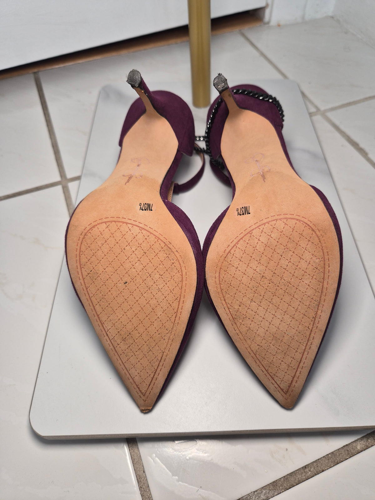 Jessica Simpson Wintelle Suede T-Strap Pumps — Size 7.5